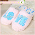 Hot selling lovely girl fashion design indoor shoes slippers